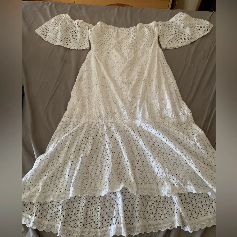 Farm Rio Eyelet Dress - Picture 2 of 15